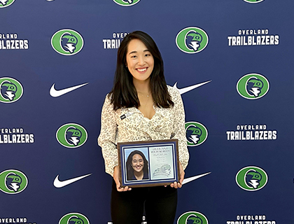 오로라의 오버랜드 고등학교가 지난 10월 15일에 골프, 레슬링, 배구, 농구, 군복무 등을 통해 학교의 이름을 알리고 개인적으로 많은 업적을 이룬 것이 인정된 7명에 대한 헌정식이 진행되었으며, 2011년에 졸업한 이소민씨는 골프를 통해 학교 명예의 전당에 이름을 올렸다.