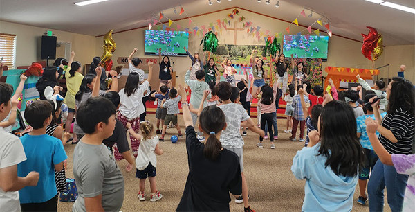 덴버지역 교역자회는 지난 5월 30일부터 6월 1일까지 믿음장로교회에서 "Food Truck Party : On a Roll with God"라는 주제로 2023년 연합 여름성경학교를 개최했다.