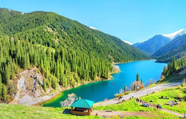 카자흐스탄의 자연 경관.