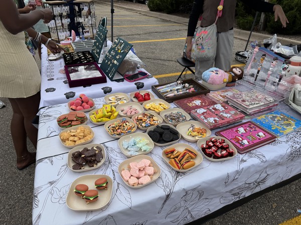 핸드메이드 쥬얼리 제품 밴더.